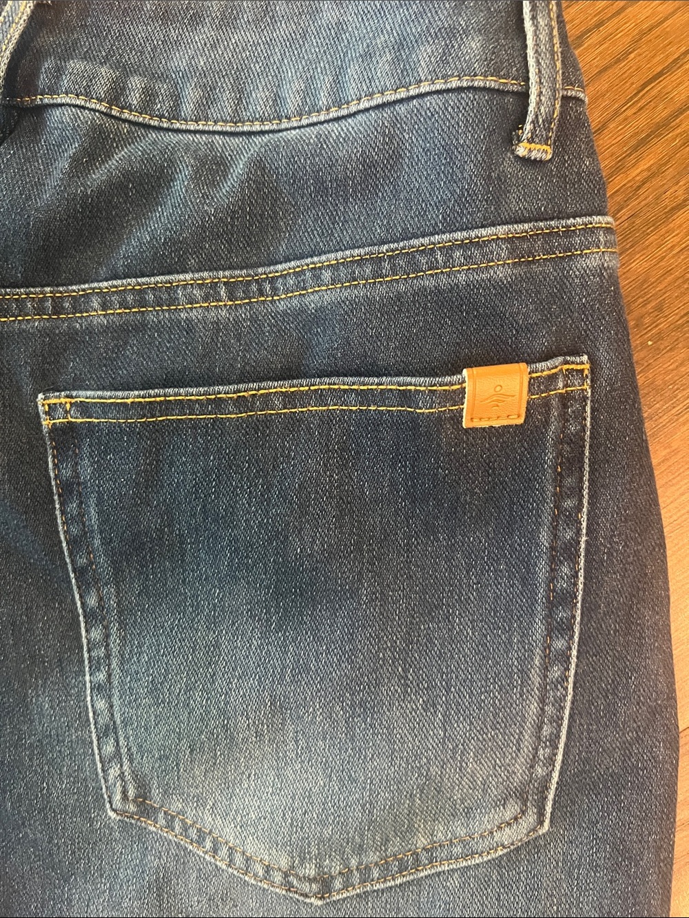 HALARA Flex Asymmetric Zippered Wide-Leg Jeans XS Like new! - Picture 5 of 6